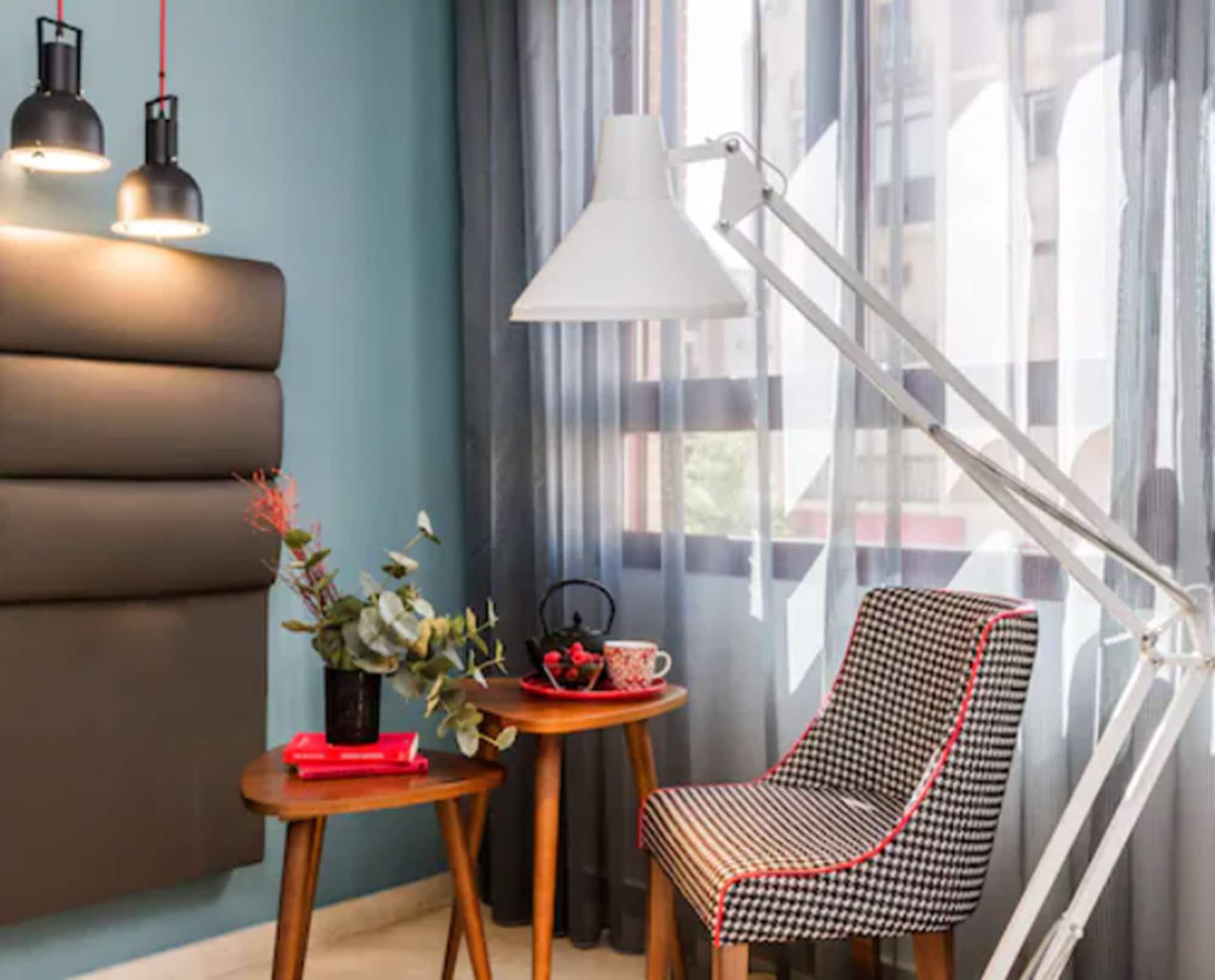 Hotel Pamplona Plaza מראה חיצוני תמונה