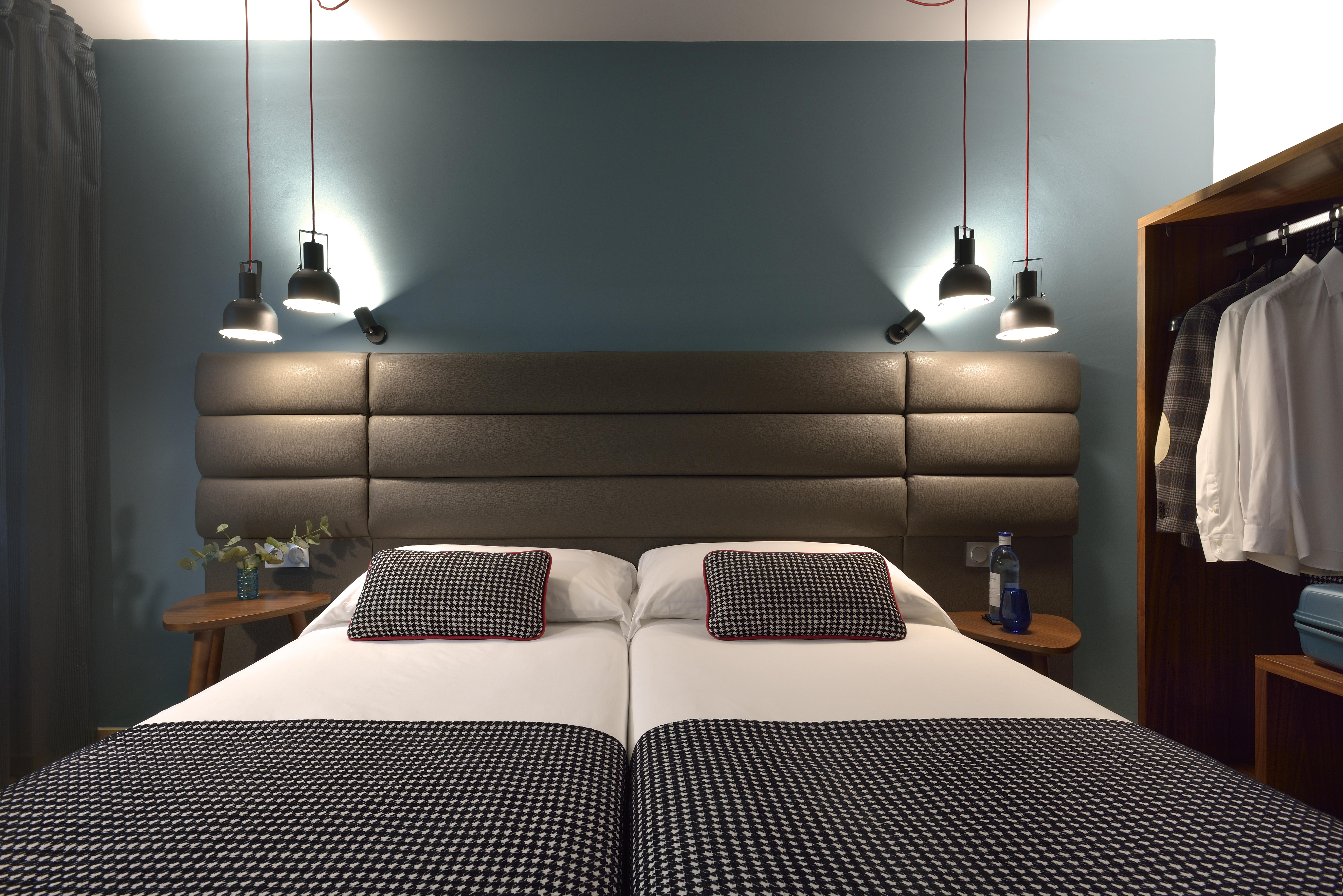 Hotel Pamplona Plaza מראה חיצוני תמונה