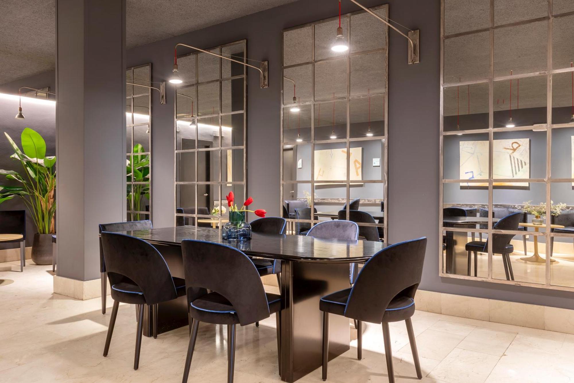 Hotel Pamplona Plaza מראה חיצוני תמונה